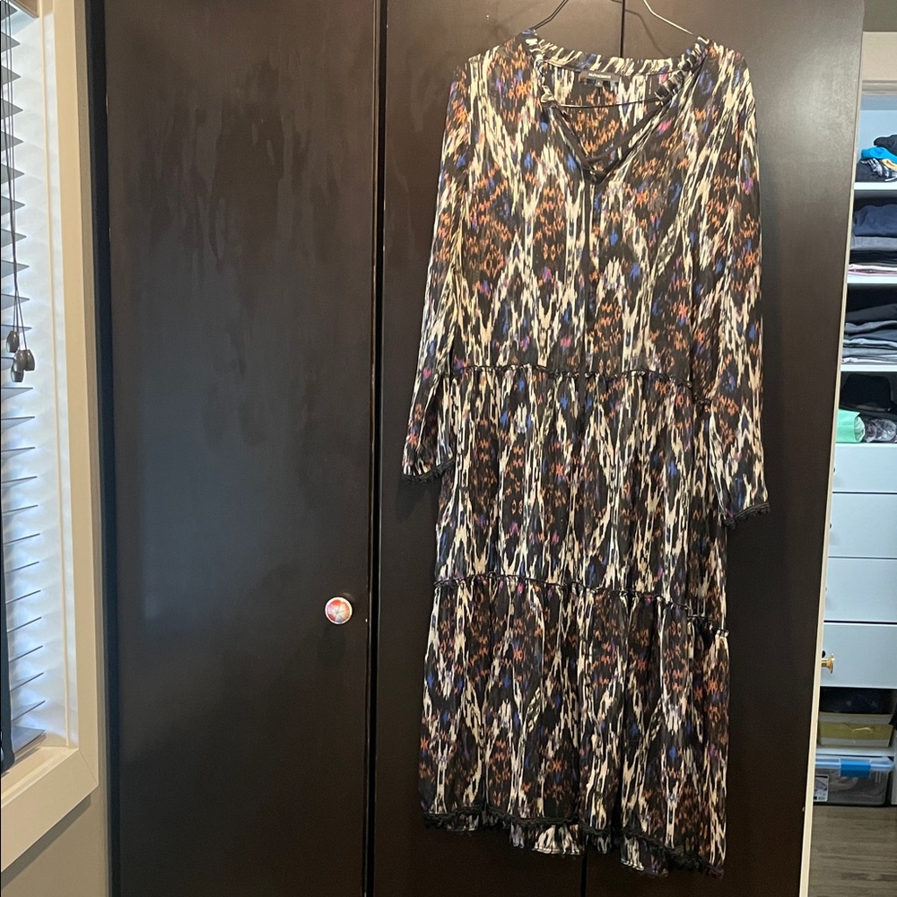 OLIVACEOUS Tiered Long Sleeve Printed Dress in Multicolor